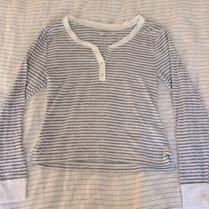 Super soft Abercrombie Henley